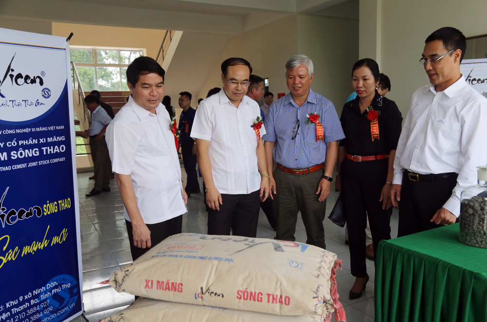 Tổ chức thành công Lễ ra mắt “THƯƠNG HIỆU XI MĂNG VICEM SÔNG THAO”